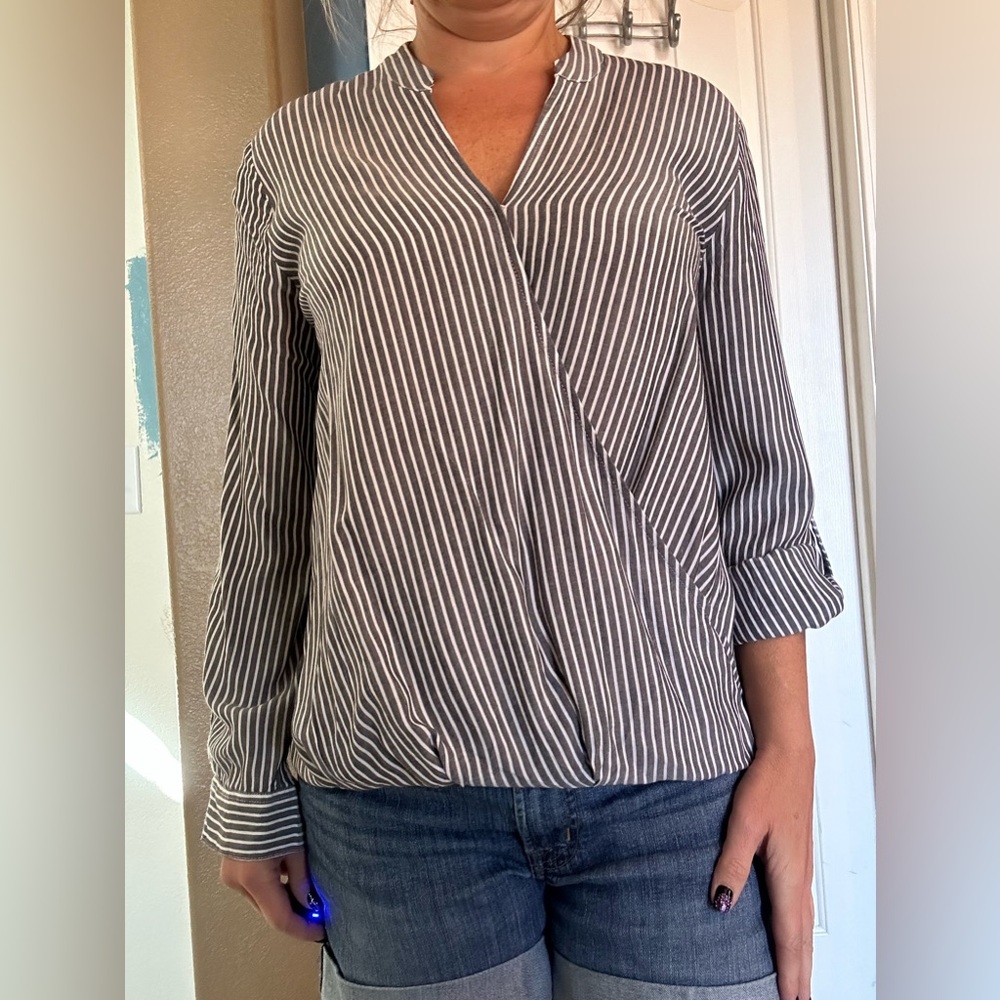 Vince Camuto women’s top
